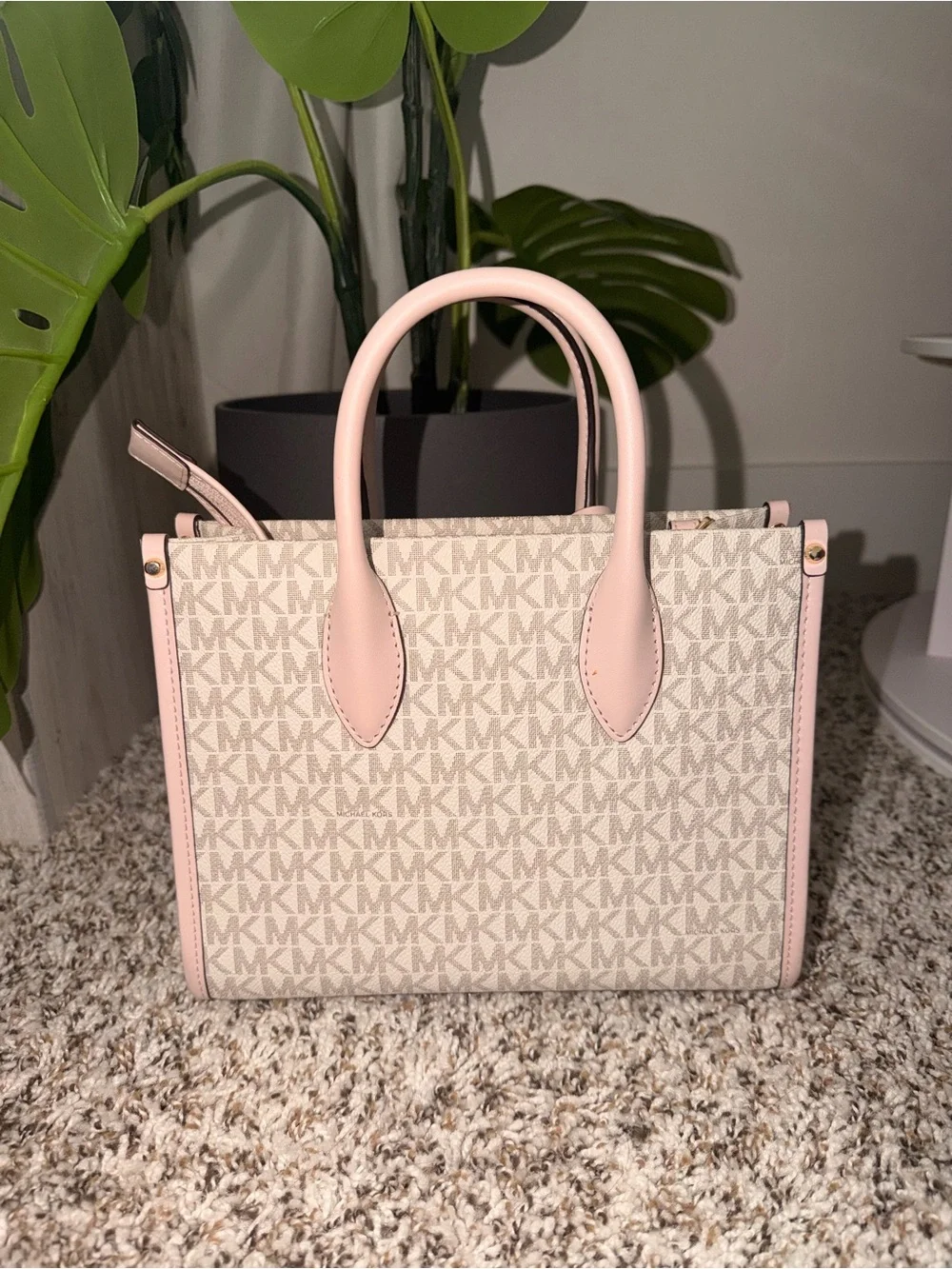 Michael Kors Light Pink Logo-Trim Crossbody